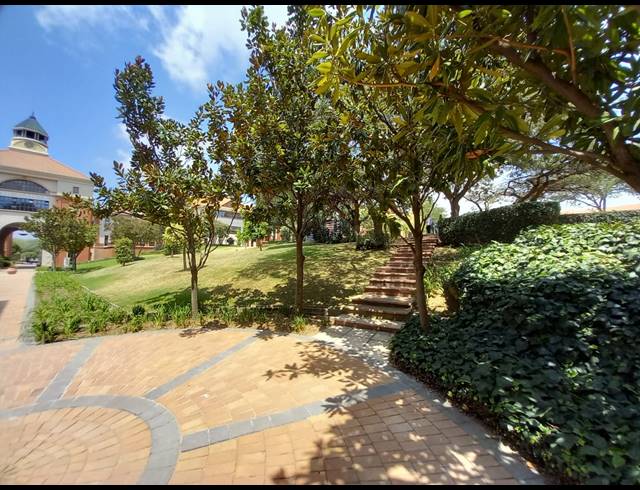 111M² OFFICE TO LET IN BRYANSTON
